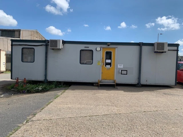 Portakabin 32 x 10 Portable building site office home workshop cabin Portakabin 32 x 10 Portable building site office home workshop cabin