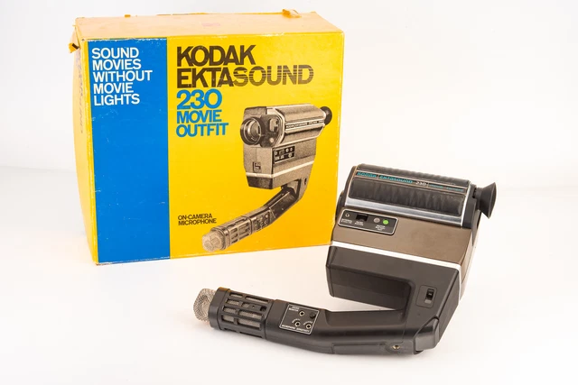 Kodak Ektasound 230 Movie Outfit in Original Box with Microphone WORKS V28