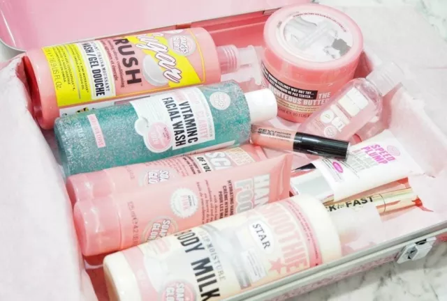 New - Soap & Glory The Whole Glam Lot Gift Set - Christmas Girlfriend Gift