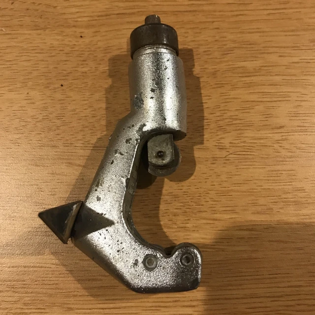VINTAGE IMPERIAL EASTMAN Hi Duty Pipe Tube Cutter 274FC 1/8"1 1/8" OD