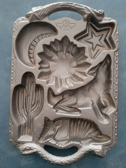 New 1988 John Wright Cast Iron Muffin Mold Pan 6.5 lbs Southwest Theme
