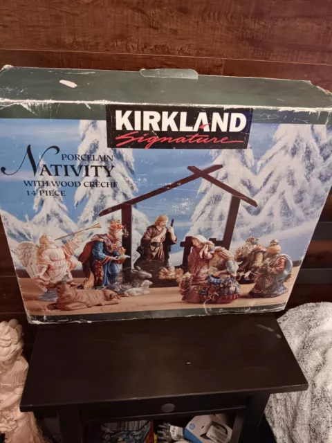 Kirkland Signature 13 Pc. Porcelain Nativity Figures #75177 No Wood Creche (NOB)