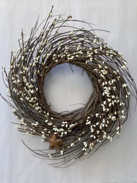 Pip Berry & Rusty Star Wreath/Candle Ring, 14"