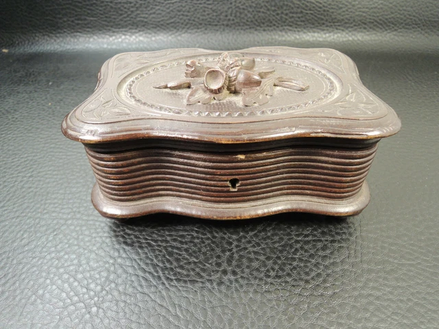 Antique French Jewelry Trinket Box Black Forest Carved Twig With Acorns Folk Art
