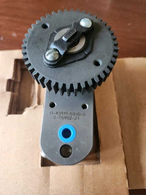 Zenith Gear Pump, 11-43910-5000-0 brand new