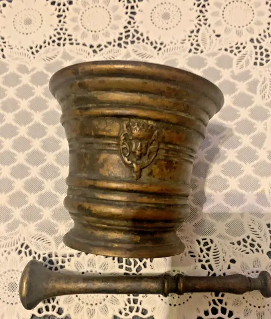 Nachlass Mörser mit Stößel/Pistill Guss/Bronze Apotheke alt Antik  1110g schwer