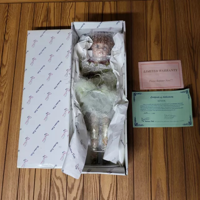 Duck House Heirloom Limited Edition OCTAVIA 15" Docs & Box