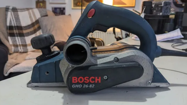 Bosch GHO 26-82 110v 710w Electric Planer. Used: Runs But Not Tested Further.