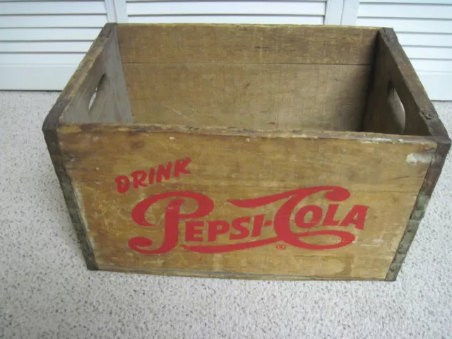 Vintage 1953 Pepsi Cola Wood Shipping Crate 24 Bottles Cleveland Ohio Nice