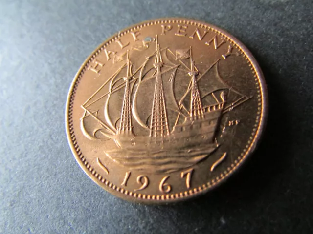 1967 Uncirculated Queen Elizabeth Ii Halfpenny. Free Post.