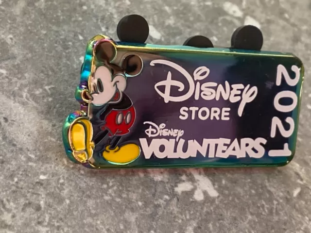 Disney Store Uk Cast Member Voluntears Award 2021 Pin Badge