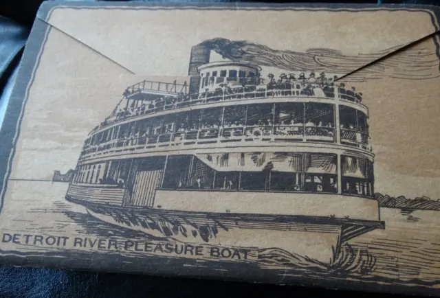 Vintage Fold-Out Postcard Folder From Detroit, Michigan  22 Views Boblo Boat MI
