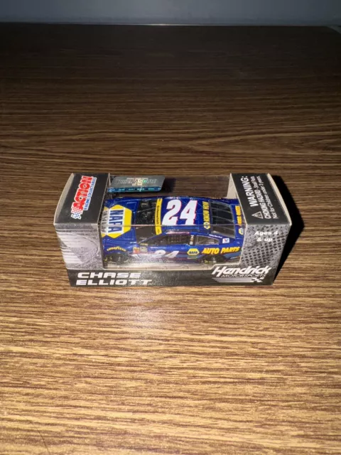 Chase Elliott #24 2016 NAPA Chase for the Sprint Cup NASCAR Diecast Lionel 1:64