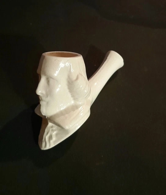 Ancien Et Rare Lampe à Pétrole Montée à L'électricité En Porcelaine Bleu Et Blanche Décor Fleuri