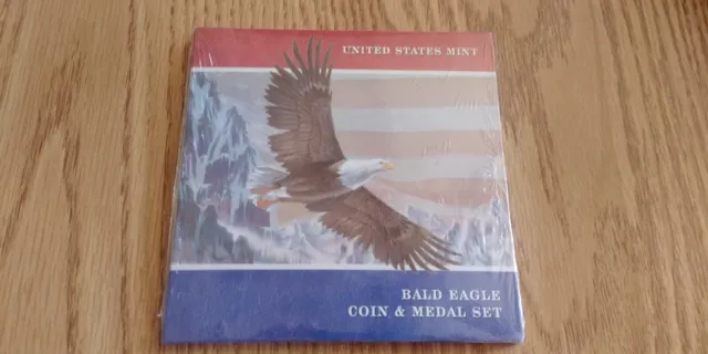 2008 Bald Eagle Coin and Medal Set UNOPENED