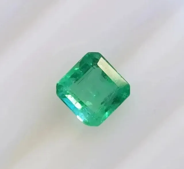 0.97 Carat 6X6 MM Natural Zambian Emerald Square Cut Loose Gemstone For Jewelry