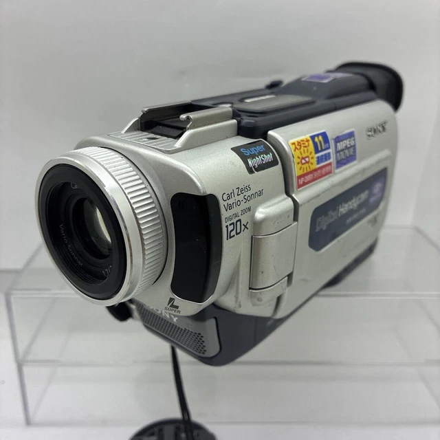 SONY HANDYCAM DCR-TRV17 Camcorder Mini DV Nightshot Silver Tested