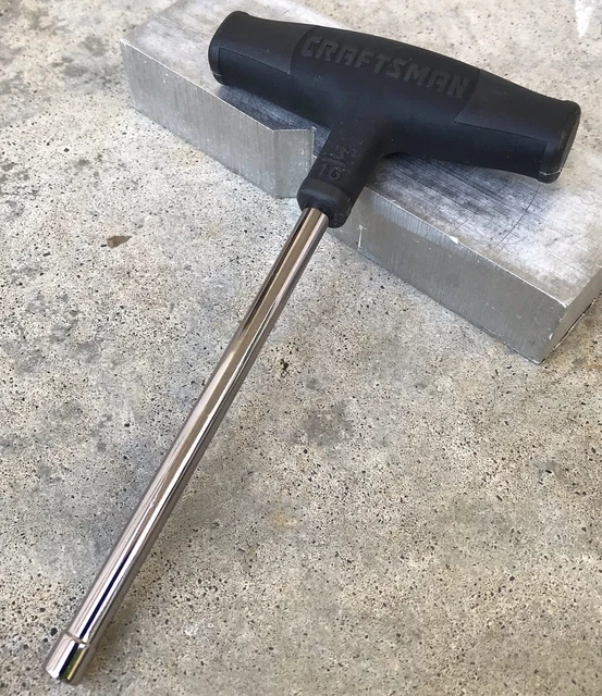 CRAFTSMAN USA 3/16& THandle Nut Driver With Gray & Black Handle 11.95