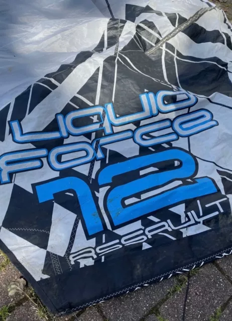 Liquid Force Assault 12 Kiteboarding 12m2 Kite 4-lines Blue White