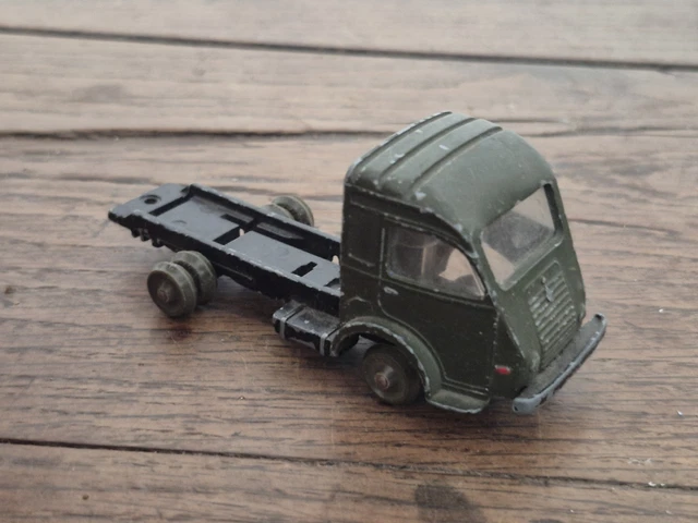 Camion Militaire Jouet Avec Missiles - 8 Missiles Lanceurs, Lumières Et Sons - Pour Garçons 3-8 Ans