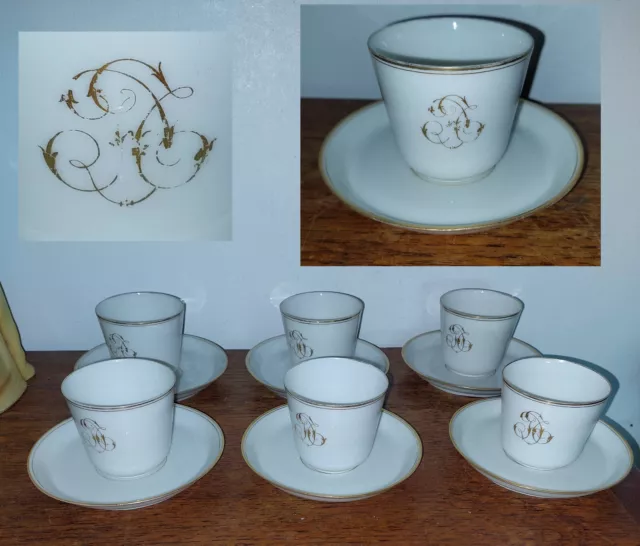 6 TASSES ET SOUS TASSES 1er EMPIRE 19ème MONOGRAMME PORCELAINE DE PARIS SEVRES ?