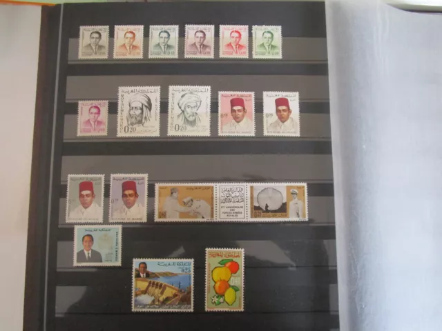 Maroc  lot de 18 timbres  neufs**. Cote 14 €. TTBE.