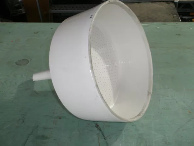 Porcelain Labatory Funnel / Strainer