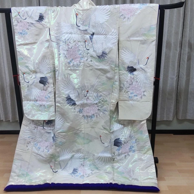 Japanese Kimono Uchikake Luxurious Wedding Embroidery White Blue Crane K577