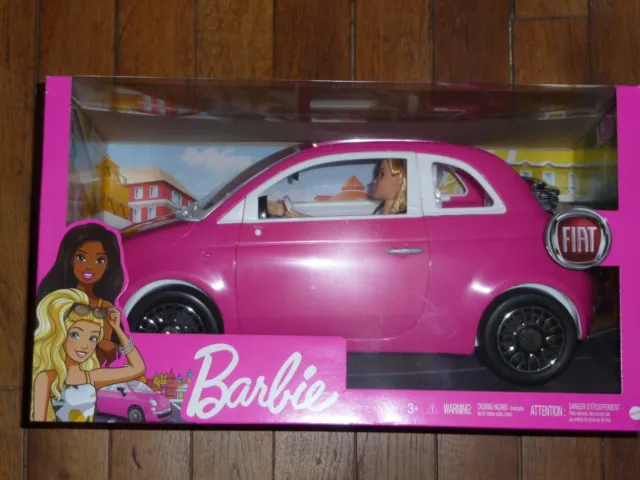 voiture barbie fiat 500 avec barbie son amie et sa petite cousine