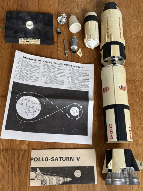 Airfix 11170 : Maquette Apollo Saturn V - 50e anniversaire alunissage Airfix 11170 : Maquette Apollo Saturn V - 50e anniversaire alunissage