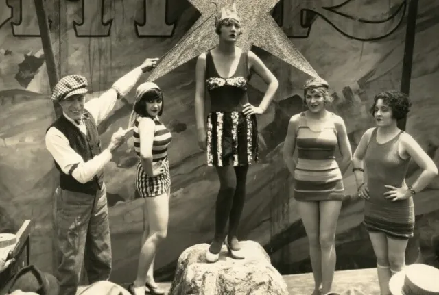 Antique Circus Sideshow Performers Photo 1653b Oddleys Strange & Bizarre 4 x 6