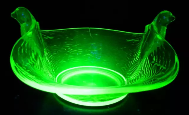 Vintage Fenton Green Depression Vaseline Glass Twin Flying Dove Nest Bowl Excel