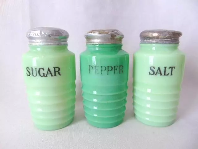 3 Vintage Jeanette Jadeite Glass BEEHIVE RIBBED SHAKERS, Sugar Salt & Pepper