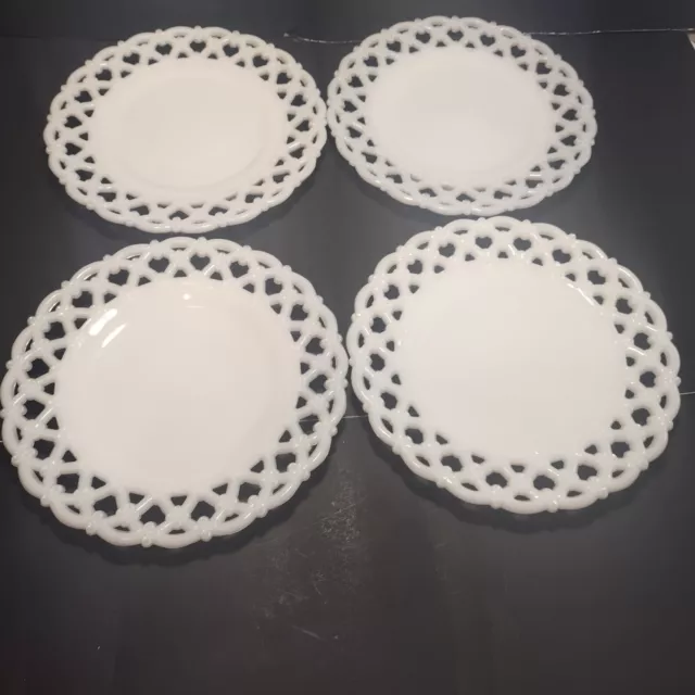 Vintage Westmoreland Set Of 4 Forget Me Not White Milk Glass Luncheon Plates