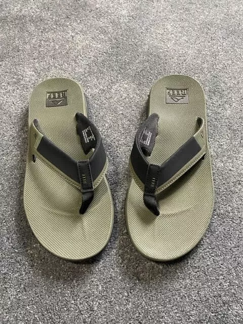 Mens reef fanning flip flops sale clearance