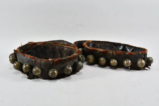 M11V22- 2x alte Tierglocken / Schellen, Tierhalsband aus Leder