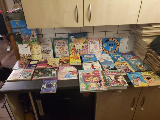 30 X Mixed Children's Books Huge Bundle Story's Nursary Ryhmes Family Book