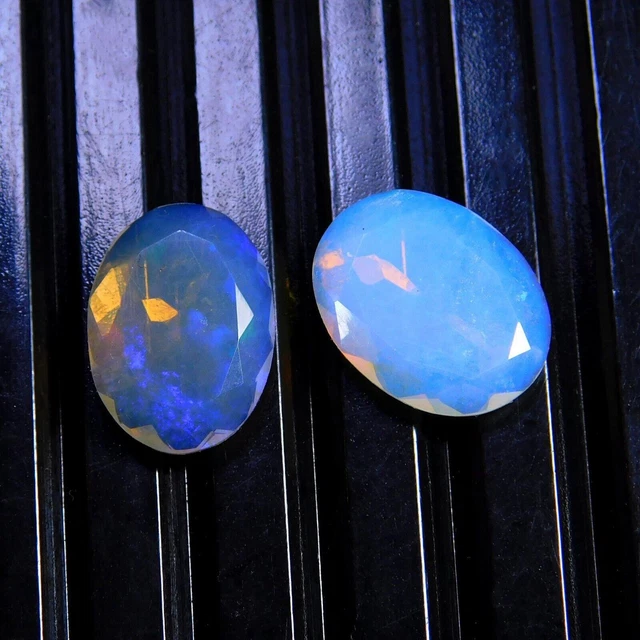 4 ct 2 pièces d'opale d'eau australienne naturelle, entièrement...
