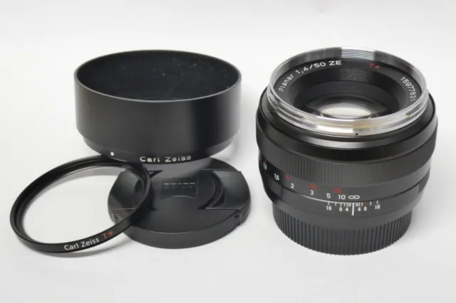 Carl Zeiss Planar 1,4 / 50 mm ZE Objektiv   für Canon EOS gebraucht