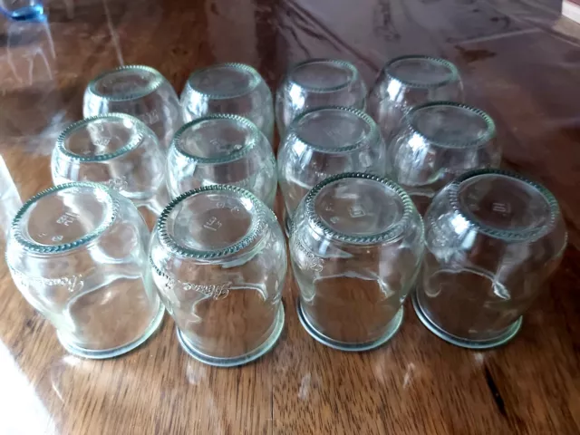 Vends Lot De 12 Pots De Yaourts Vides Gravés Bonne Maman Recents