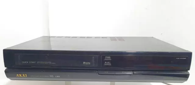 Akai VS-422eO  video cassette player recorder  VHS-PAL SECAM videoregistratore