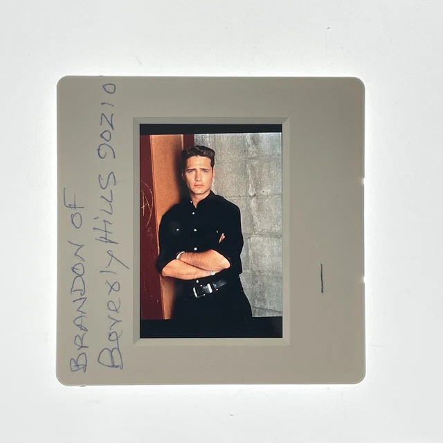 Jason Priestley  American Actor Beverly Hills 90210 S1402 SD01 35mm Slide