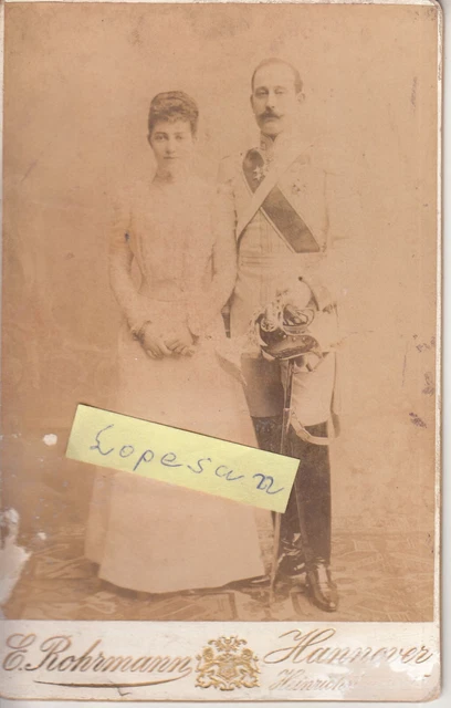 Foto CDV Offizier Portrait Hannover Husar Garde Kürassier medal Orden Schärpe WW