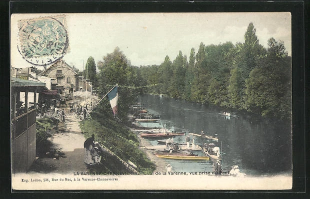 CPA La Varenne-Chennevieres, Quai de la Varenne, vue prise du Pont