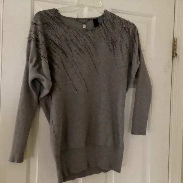 Bke Boutique Top Ladies Sz S Gray Gold Streaks 100% Cotton Long sleeve