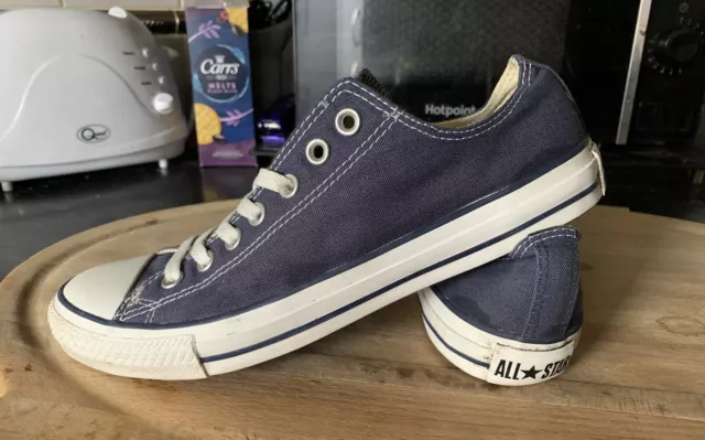 Scarpe da ginnastica basse Means CONVERSE All Star taglia UK 9 ottime condizioni