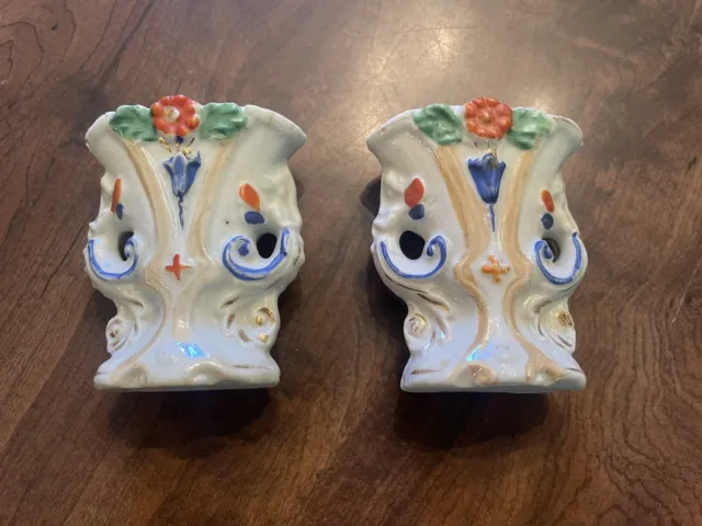 Antike Frühe Staffordshire Paar Von Blumenmuster 3” Übertopf Vasen
