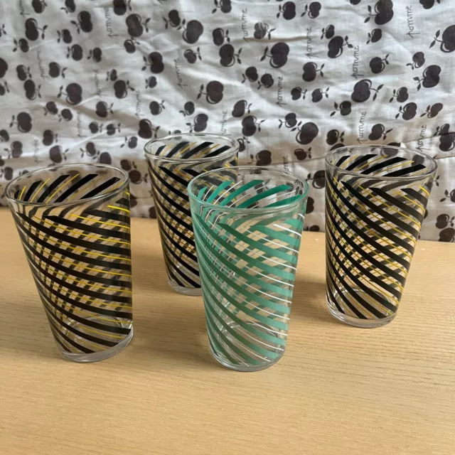 Lot de 4 verres à orangeade ou à eau / noir, jaune, vert / BVB