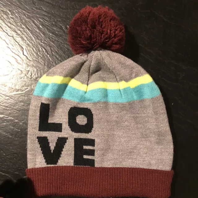 American Eagle Outfitters Love Hat Winter Acrylic Beanie Cap Unisex Pom Pom