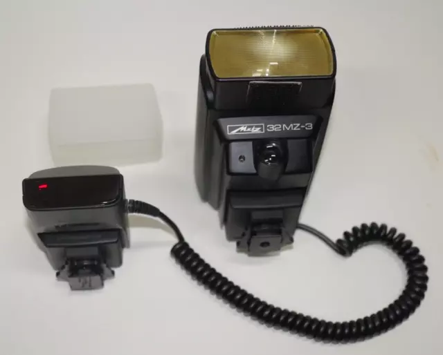 Metz Mecablitz 32MZ-3 Flash with SCA 3008 A & SCA 3902 Hasselblad TTL Adaptor